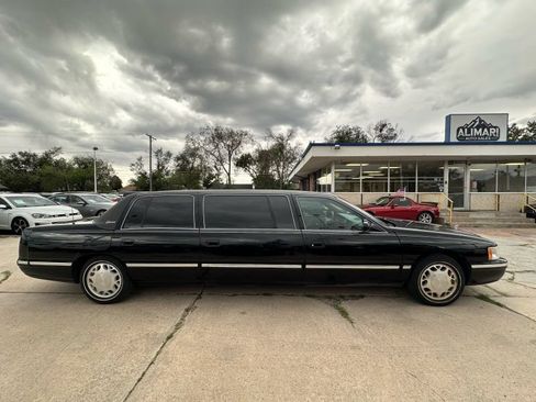 Used 1998 Cadillac De Ville FWD image 8