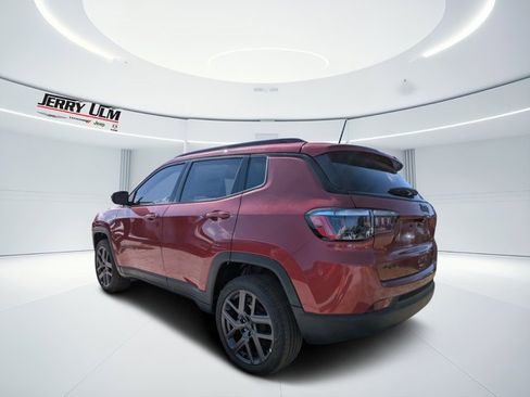 New 2026 Jeep Compass Latitude image 26