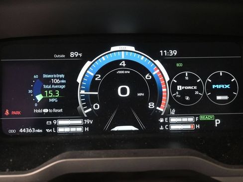 Used 2023 Toyota Tundra Limited AWD/4WD image 32