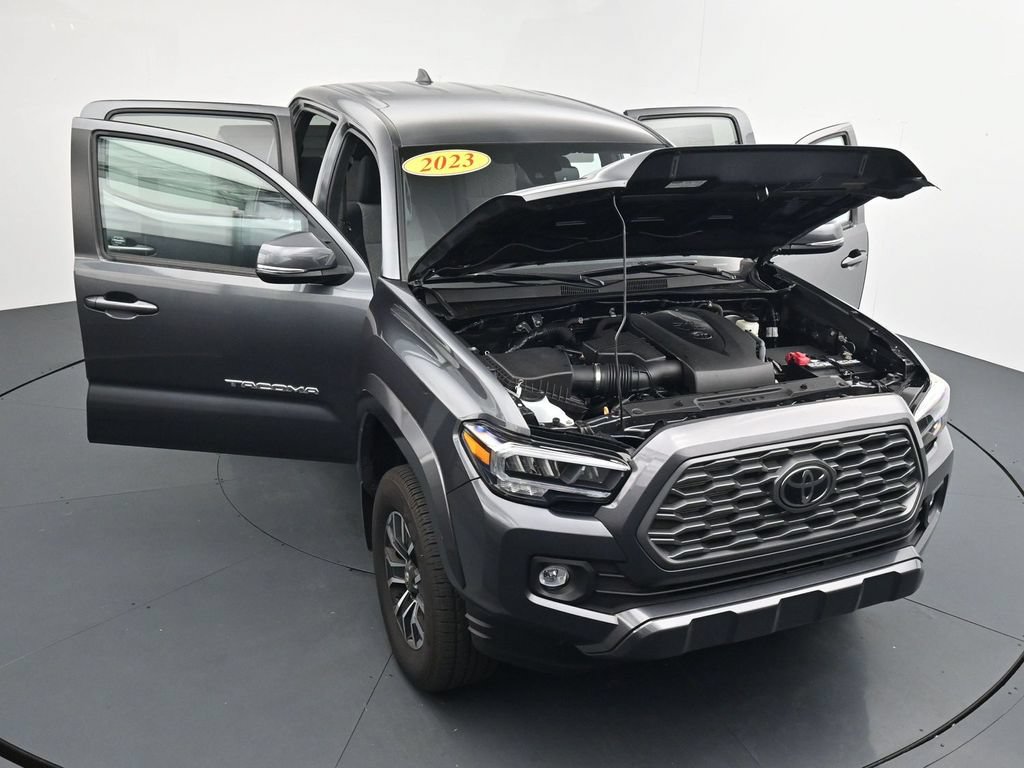 Used 2023 Toyota Tacoma TRD Sport AWD/4WD image 36