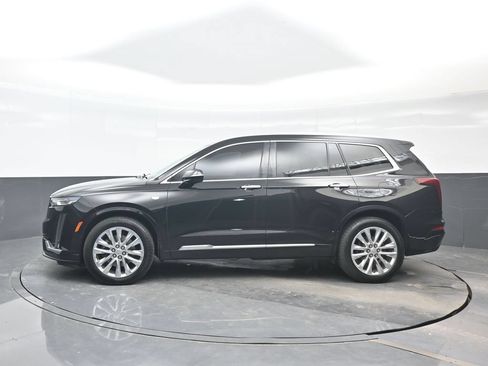 Used 2020 Cadillac XT6 Premium Luxury FWD image 3