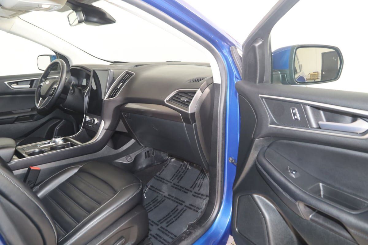 Used 2023 Ford Edge SEL w/ Convenience Package AWD/4WD image 35
