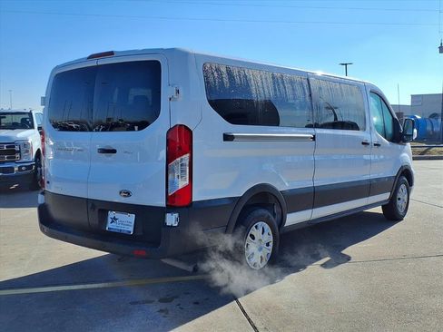 Used 2023 Ford Transit 350 XLT image 2