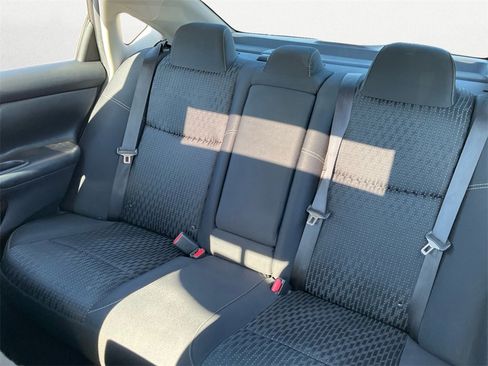 Used 2016 Nissan Altima 2.5 SV w/ Convenience Package image 9