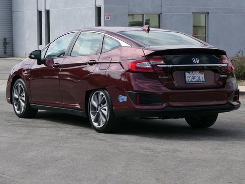 Used 2021 Honda Clarity Plug-In Hybrid image 5