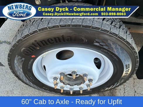 Used 2024 Ford F450 XLT w/ XLT Value Package image 12