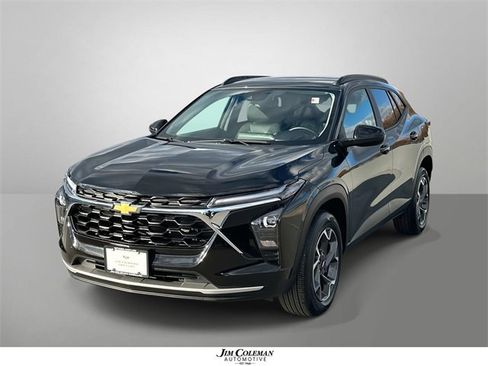 Used 2024 Chevrolet Trax LT w/ LT Convenience Package image 1