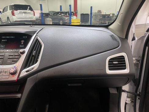 Used 2017 GMC Terrain SLE w/ Convenience Package image 38