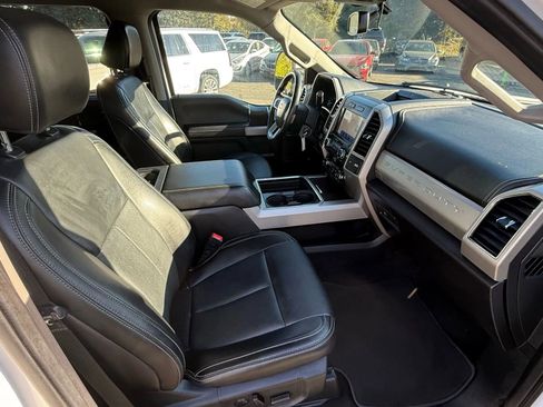 Used 2021 Ford F250 Lariat image 36