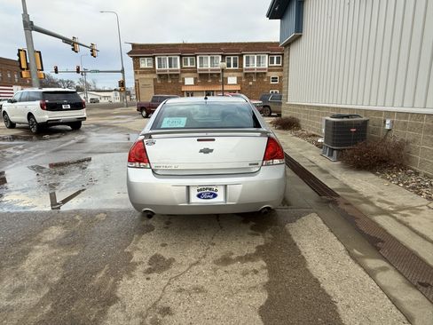 Used 2013 Chevrolet Impala LT w/ LT Sunroof Package image 6