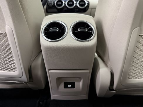 Used 2025 Mercedes-Benz CLA 250 CLA 250 image 35