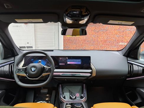 Used 2025 BMW X3 xDrive30i w/ Premium Package image 12