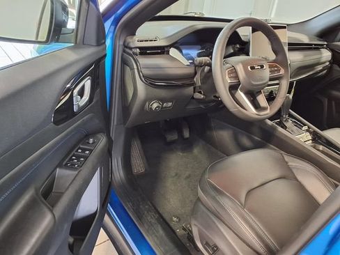 Used 2026 Jeep Compass Limited AWD/4WD image 7