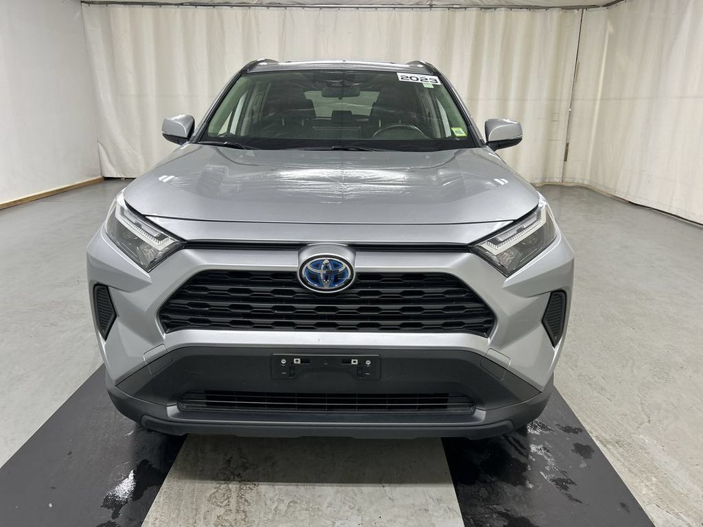 Used 2023 Toyota RAV4 XLE w/ Convenience Package AWD/4WD image 3
