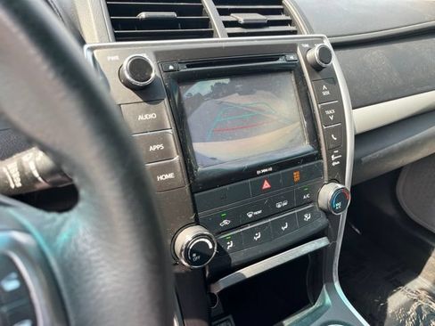 Used 2017 Toyota Camry SE FWD image 20