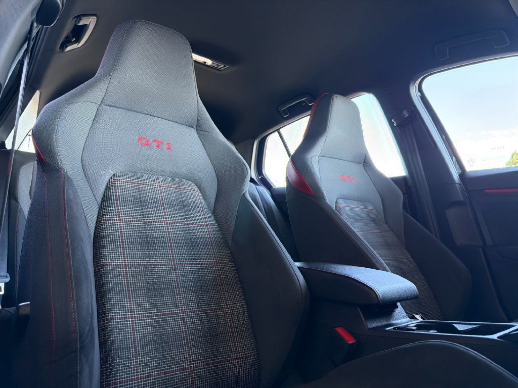 Used 2024 Volkswagen GTI S FWD image 17