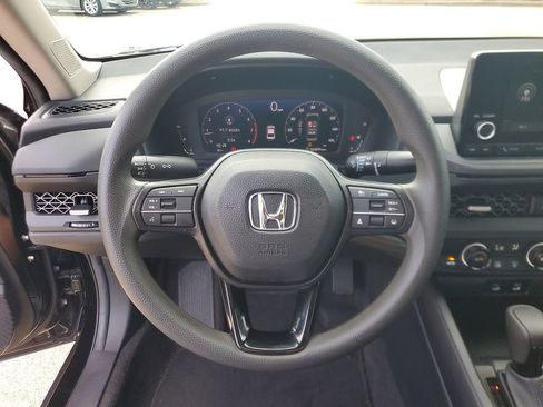 Used 2024 Honda Accord EX image 17
