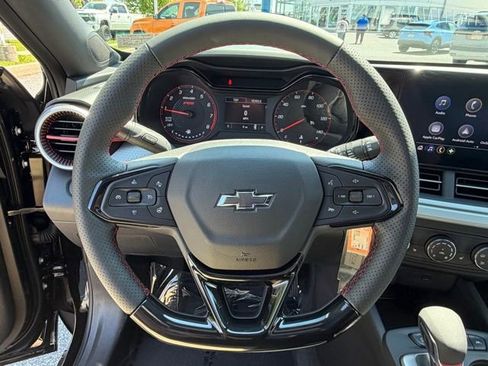 New 2026 Chevrolet Trax RS w/ Sunroof Package FWD image 24