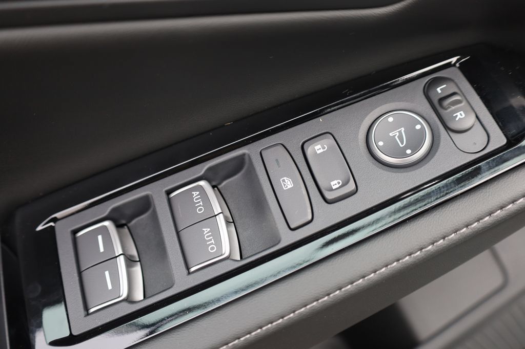 New 2026 Honda Accord Touring image 11