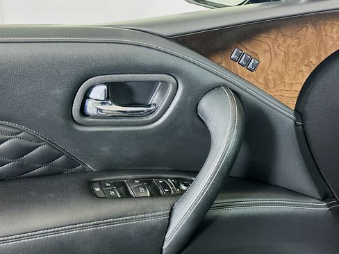 Used 2019 INFINITI QX80 Luxe w/ 22" Wheel Package RWD image 15