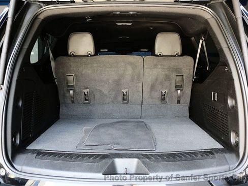 Used 2022 Chevrolet Suburban LT AWD/4WD image 9