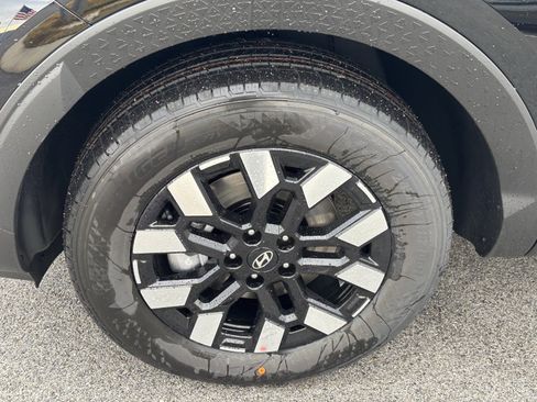 New 2026 Hyundai Santa Cruz SE image 9