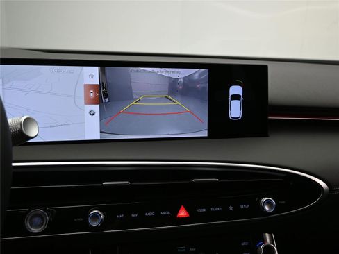 New 2026 Genesis GV70 2.5T image 6