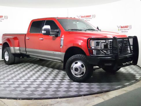 Used 2022 Ford F350 King Ranch w/ King Ranch Ultimate Package AWD/4WD image 3