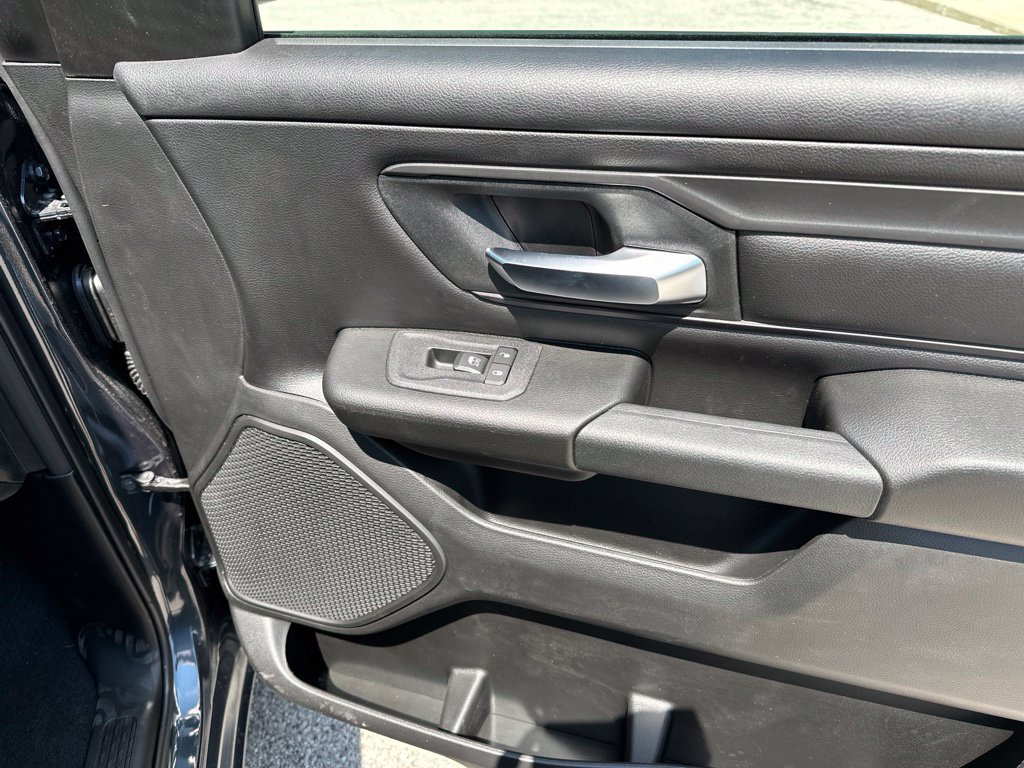 New 2026 RAM 1500 Warlock AWD/4WD image 12