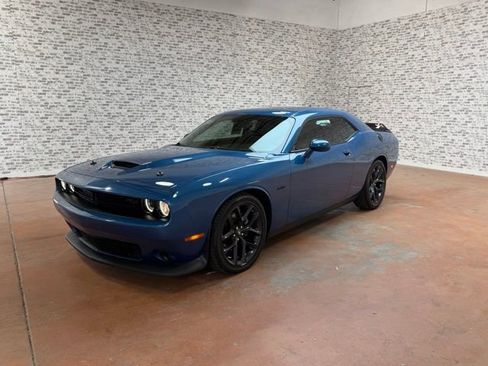 Used 2023 Dodge Challenger R/T w/ Blacktop Package RWD image 3