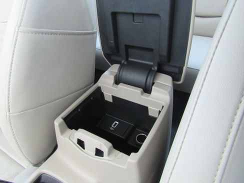 Used 2016 Ford Focus Electric Hatchback image 50