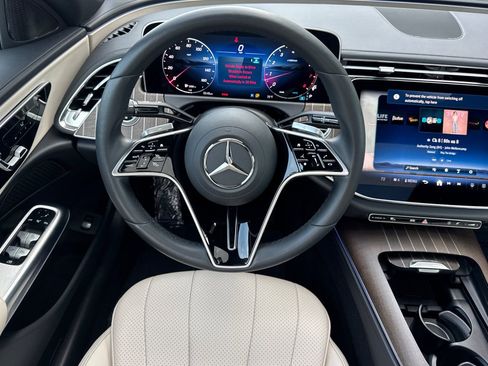 Certified 2024 Mercedes-Benz E 350 4MATIC Sedan image 14