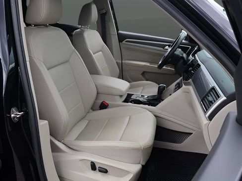 Used 2021 Volkswagen Atlas SEL R-Line FWD image 21