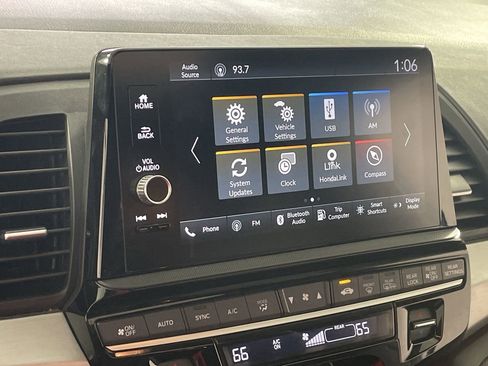 Used 2025 Honda Odyssey Sport-L image 17