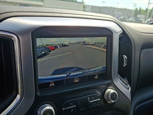 Used 2021 GMC Sierra 1500 SLT w/ SLT Premium Package AWD/4WD image 18