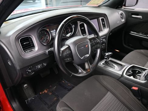 Used 2023 Dodge Charger SXT image 10
