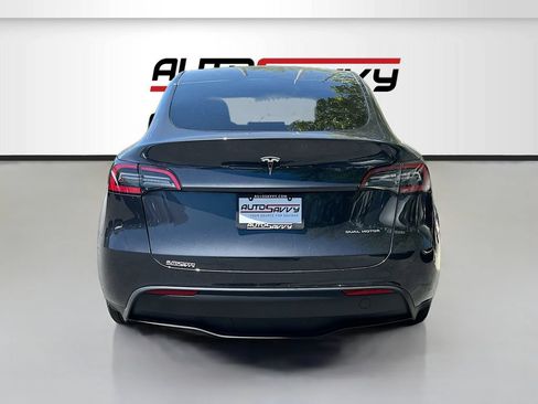 Used 2025 Tesla Model Y Long Range AWD/4WD image 6