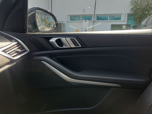 Used 2023 BMW X5 sDrive40i w/ Premium Package image 38