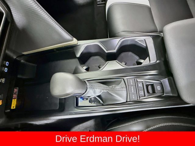 Used 2026 Toyota Camry SE FWD image 19