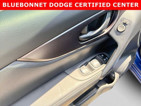 Used 2021 Nissan Rogue Sport S FWD image 10