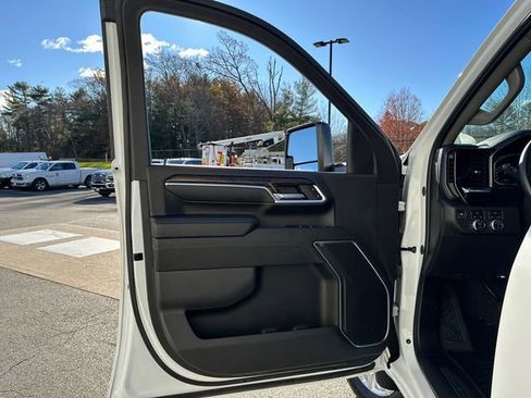 Certified 2024 GMC Sierra 2500 SLE w/ SLE Convenience Package image 23