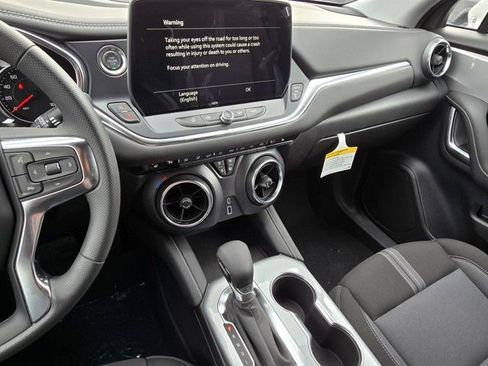 New 2025 Chevrolet Blazer LT w/ Driver Confidence Package image 23