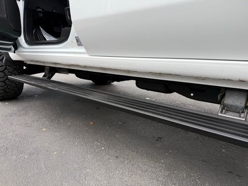 Used 2024 GMC Sierra 2500 AT4 w/ AT4 Premium Plus Package image 12