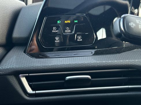 Certified 2024 Volkswagen GTI SE image 29