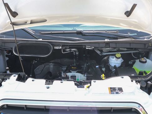 Used 2022 Ford E-Transit Medium Roof RWD image 15