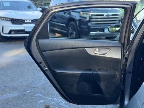 Used 2022 Kia Forte LXS image 22