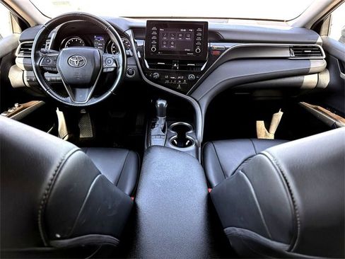 Used 2024 Toyota Camry SE w/ Convenience Package image 28