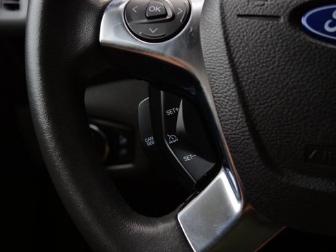 Used 2016 Ford Transit Connect XLT image 26