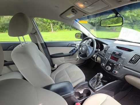 Used 2012 Kia Forte EX FWD image 21