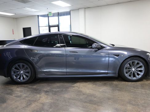 Used 2017 Tesla Model S 90D AWD/4WD image 8